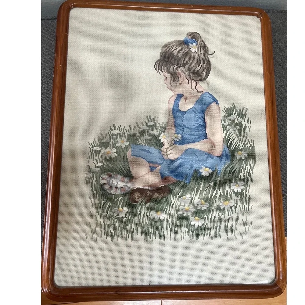 Unbranded vintage framed